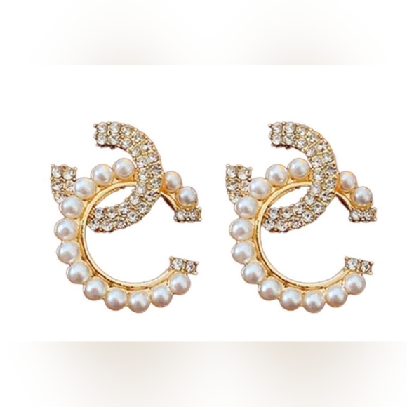 Chanel Style Earrings - Picture 2 of 8